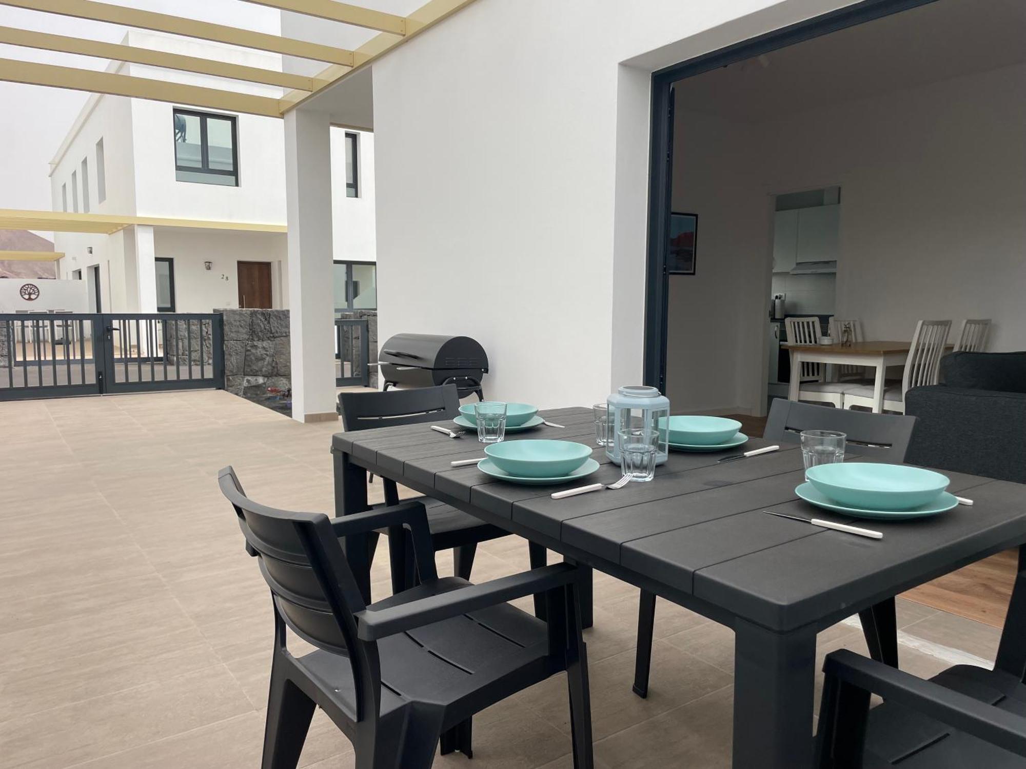 Villa Patricia By Vulcano Homes Costa Teguise Kültér fotó